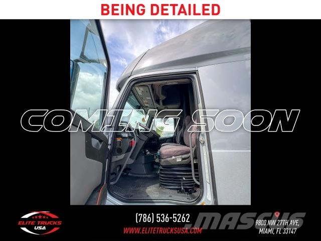 Volvo Commercial VNL Trekkers