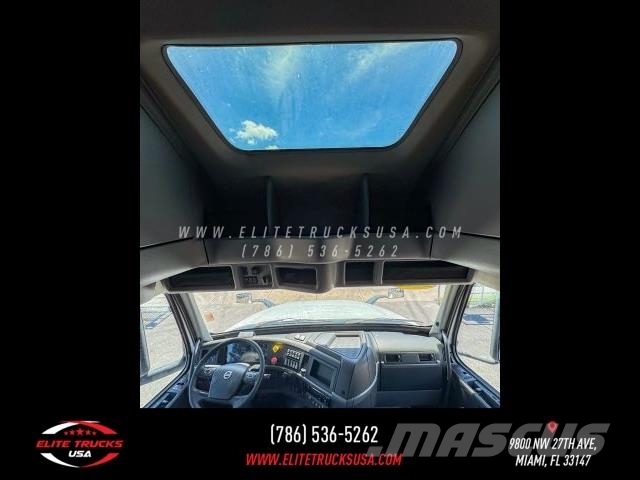 Volvo Commercial VNL 中古トラクターヘッド | トレーラーヘッド