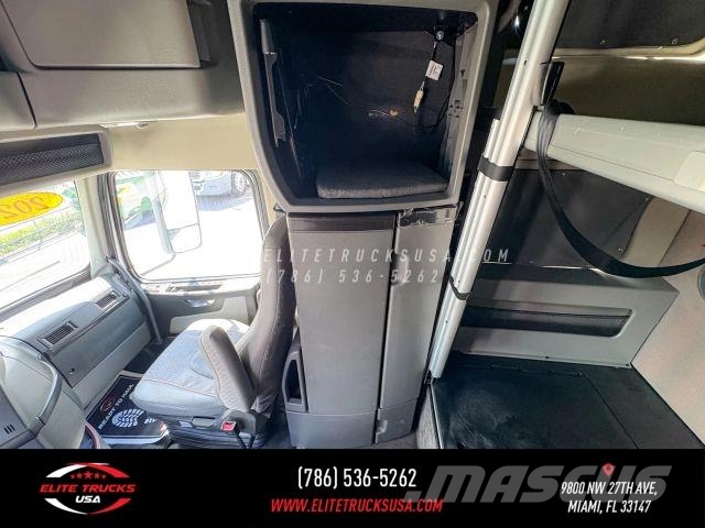 Volvo Commercial VNL 860 その他トラック