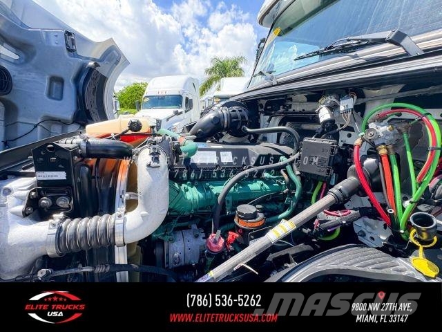 Volvo Commercial VNL 860 その他トラック