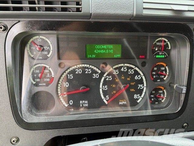 Freightliner 113 Evolution Prime Movers