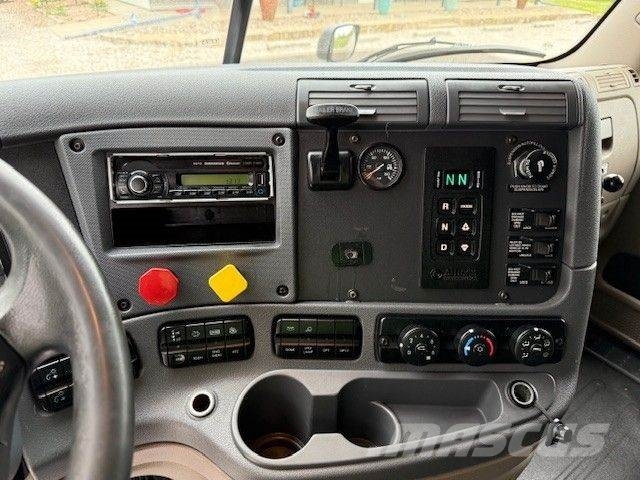 Freightliner 113 Evolution Prime Movers