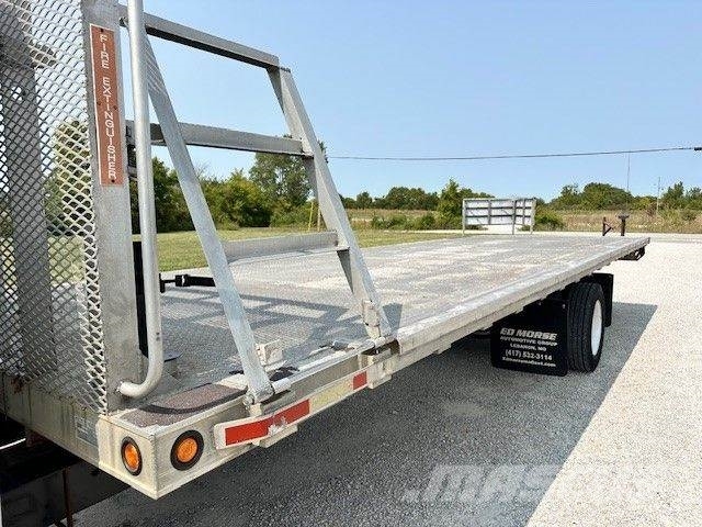 GMC 5500 Φορτηγά Kαρότσα με ανοιγόμενα πλαϊνά