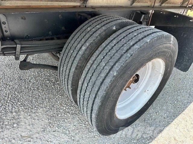 GMC 5500 Φορτηγά Kαρότσα με ανοιγόμενα πλαϊνά