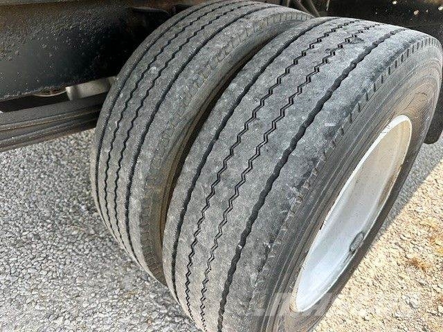 GMC 5500 Φορτηγά Kαρότσα με ανοιγόμενα πλαϊνά