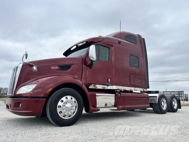Peterbilt 587 트랙터 유닛
