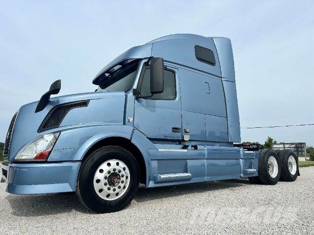 Volvo VNL64T670 Ciągniki siodłowe