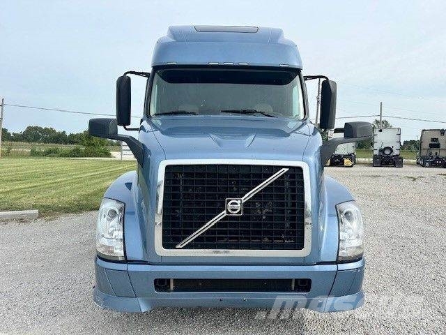 Volvo VNL64T670 Ciągniki siodłowe