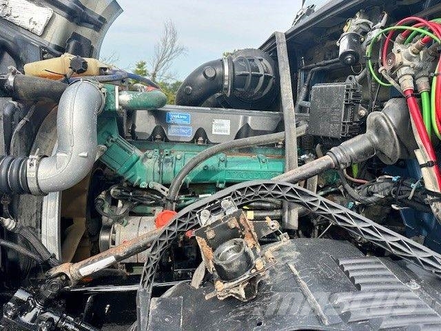 Volvo VNL64T670 Ciągniki siodłowe
