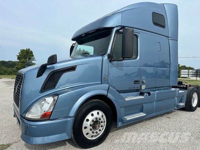 Volvo VNL64T670 Ciągniki siodłowe