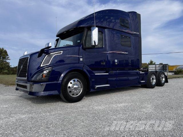 Volvo VNL64T780 Tegljači
