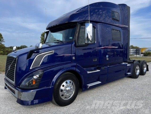 Volvo VNL64T780 Tegljači
