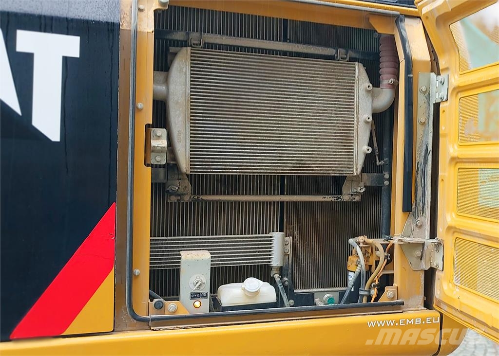 CAT 326FLN 履带挖掘机