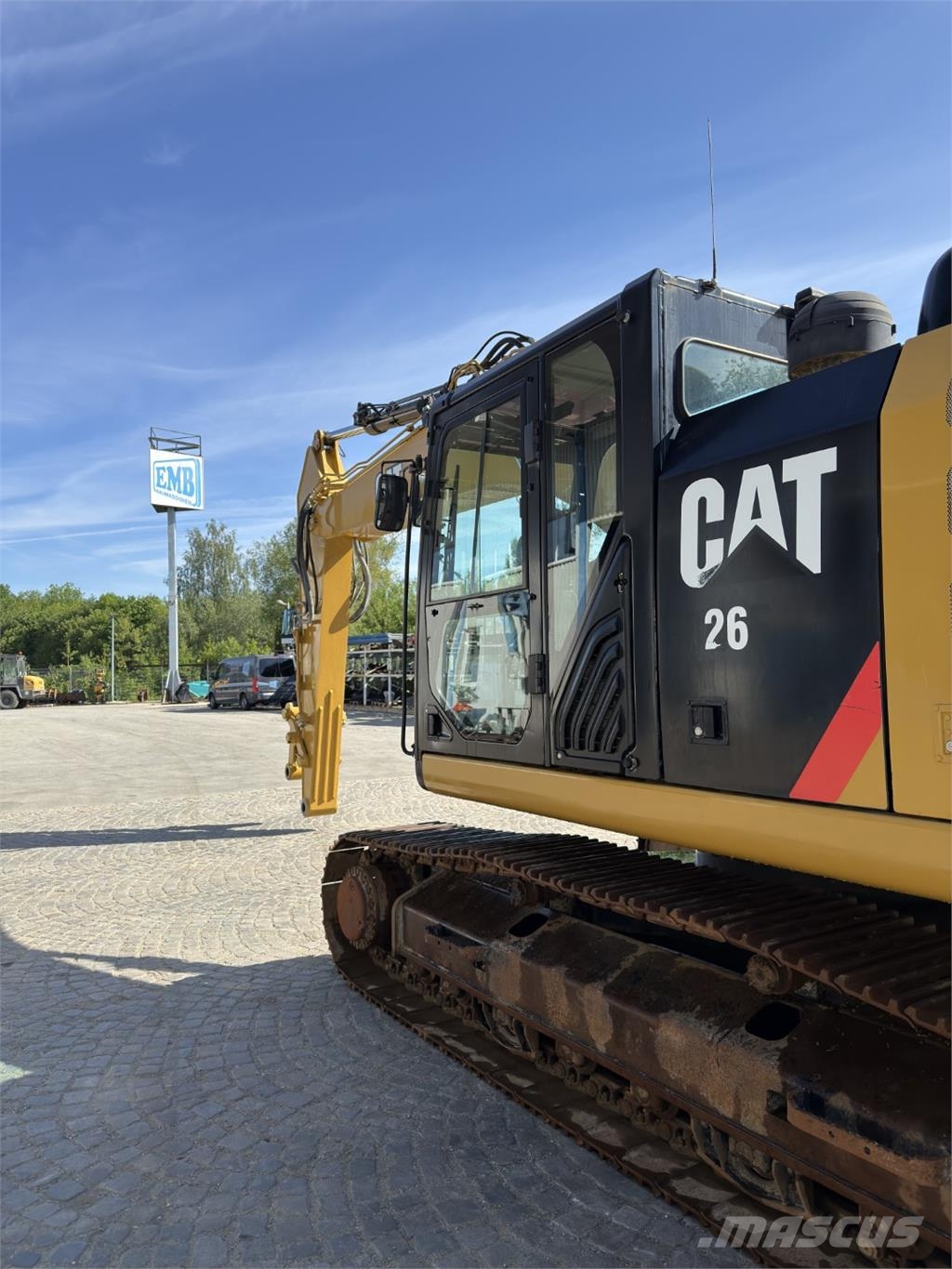 CAT 326FLN 履带挖掘机