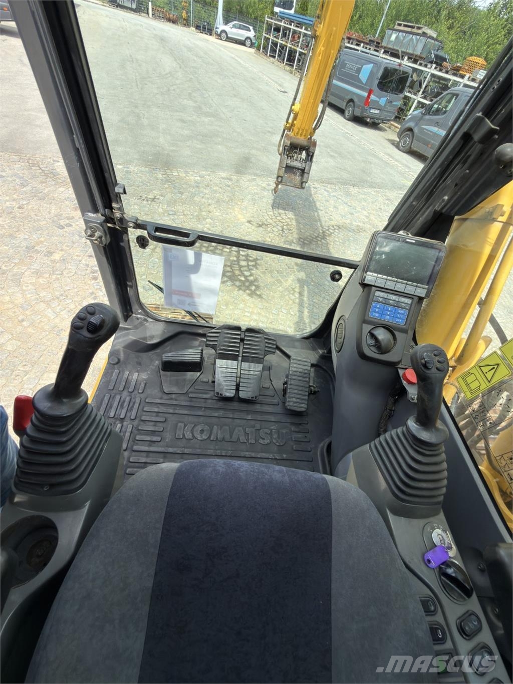 Komatsu PC210LC-10 Εκσκαφείς με ερπύστριες