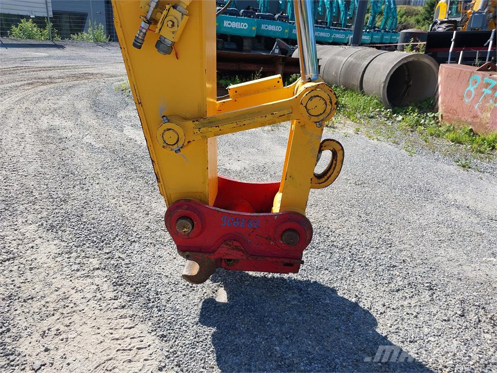 New Holland Kobelco E235B SRNLC Rupsgraafmachines