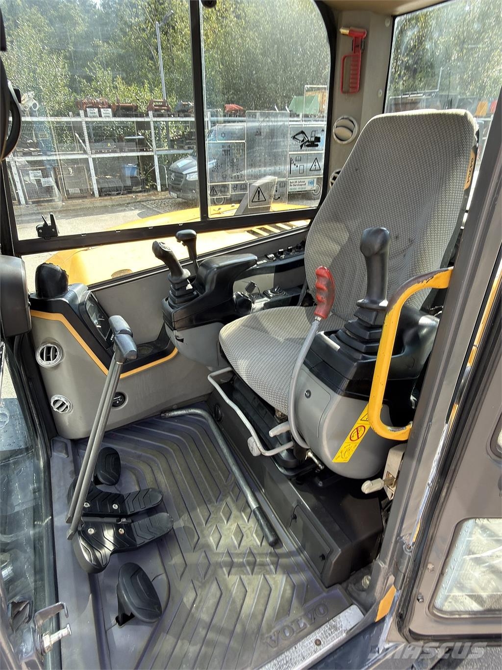Volvo ECR88D Midibagger 7t - 12t