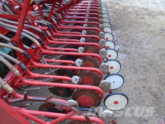 Kverneland das + Kuhn herse rotative Kombinerte såmaskiner