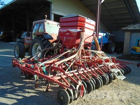 Kverneland TS EVO 6000 TS EVO 6000 Kombinirane sejalnice