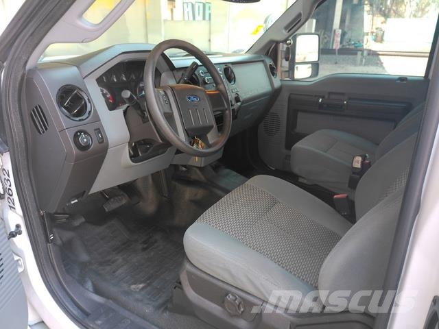 Ford F250 Šleperi za vozila