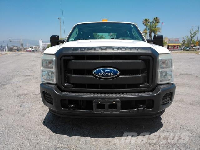 Ford F350 Recovery vehicles
