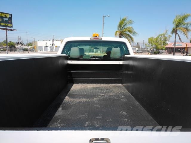 Ford F350 Recovery vehicles