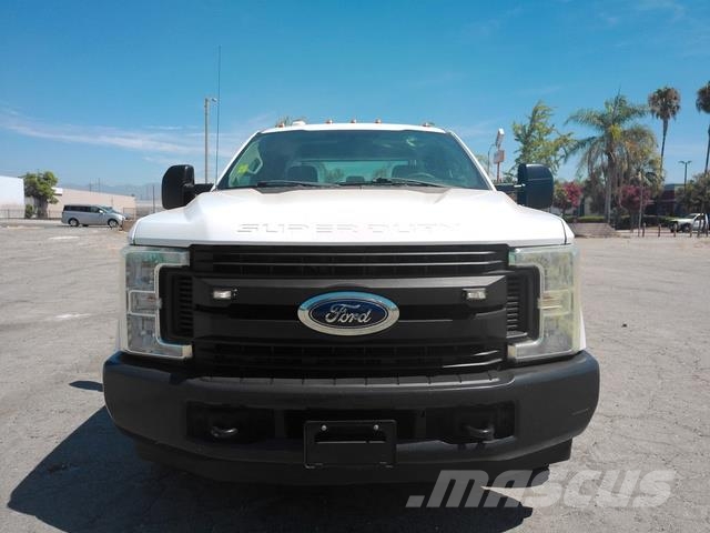 Ford F350 Hinausautot