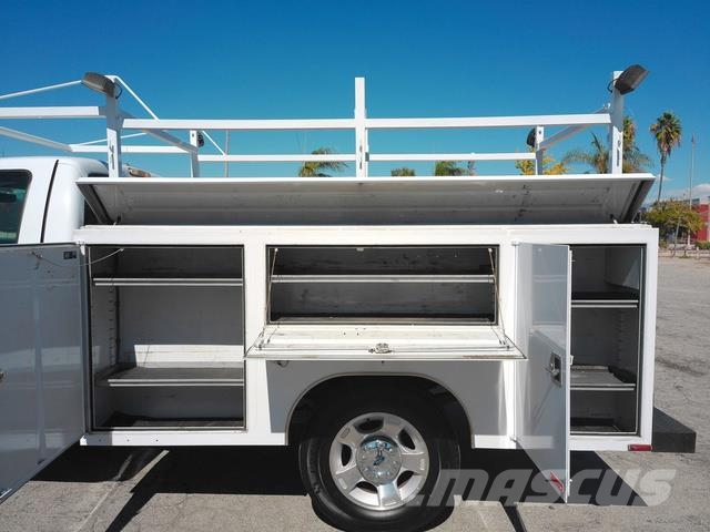 Ford F350 Evakuators ar manipulatoru