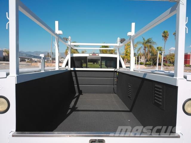 Ford F350 Evakuators ar manipulatoru