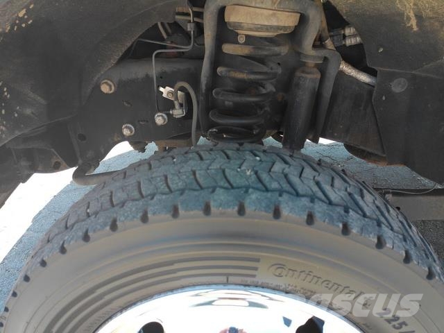 Ford F550 Puksiirid