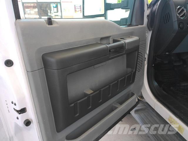 Ford F550 Vehículos de reciclaje