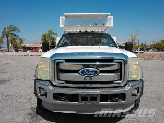 Ford F550 Vehículos de reciclaje