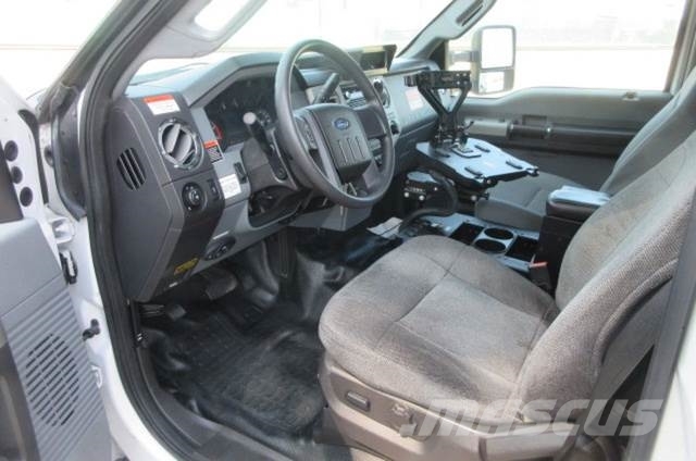 Ford F550 Auto korpe