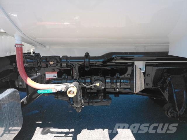 Freightliner M2 106 Grúas de vehículo