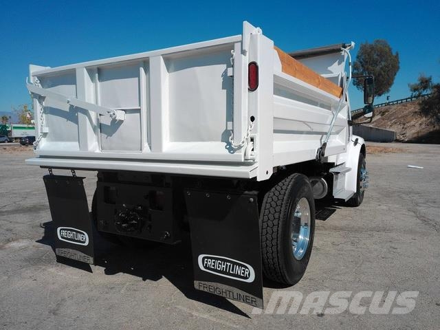 Freightliner M2 106 Hinausautot