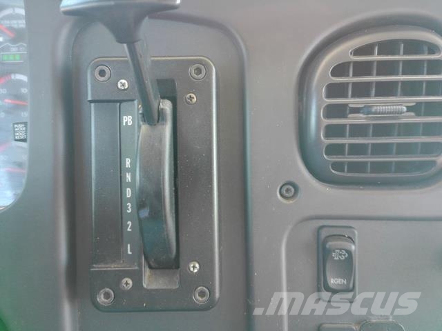 Freightliner M2 106 救援車