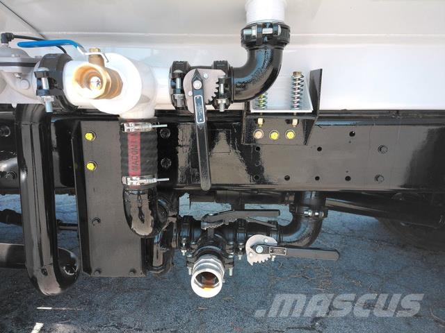 Freightliner M2 106 救援車
