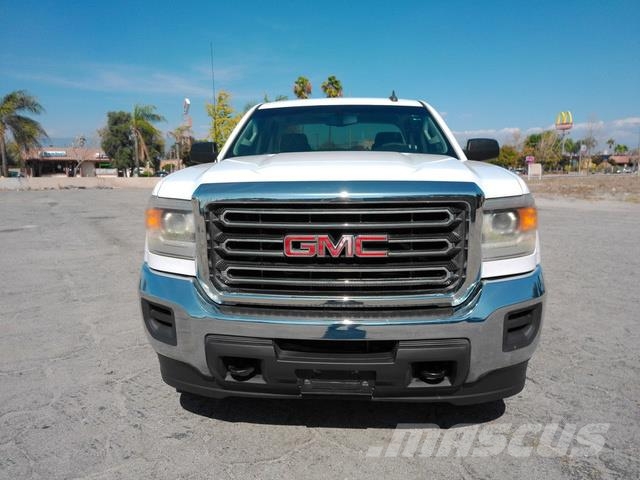 GMC Sierra 2500 HD Recovery vehicles