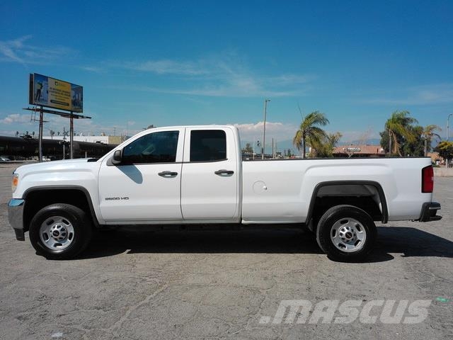 GMC Sierra 2500 HD Recovery vehicles