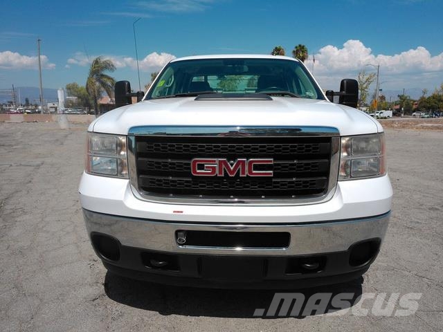 GMC Sierra 2500 HD 회수 차량