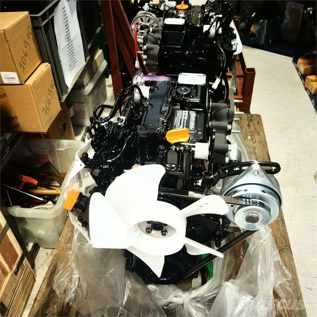 Yanmar 3TNV74 发动机