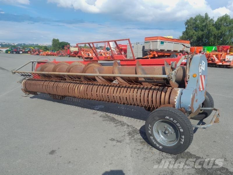 BMV BM45 حصادات الأعلاف