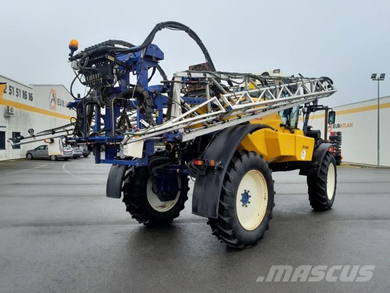 Caruelle NICOLAS PR440 Self-propelled sprayers