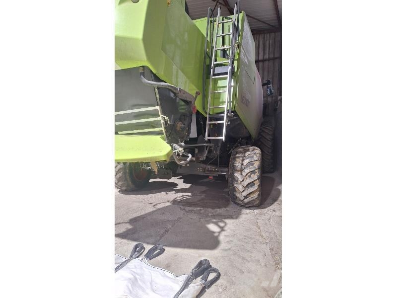 CLAAS LEXION 670 Θεριζοαλωνιστικές μηχανές
