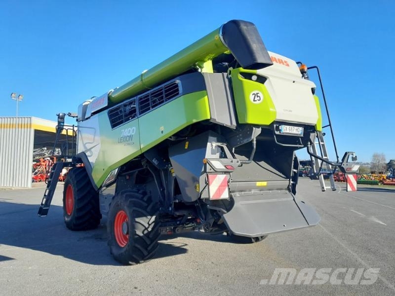 CLAAS LEXION7400 Θεριζοαλωνιστικές μηχανές