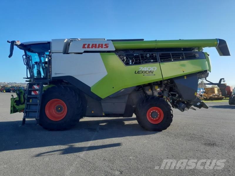 CLAAS LEXION7400 Θεριζοαλωνιστικές μηχανές