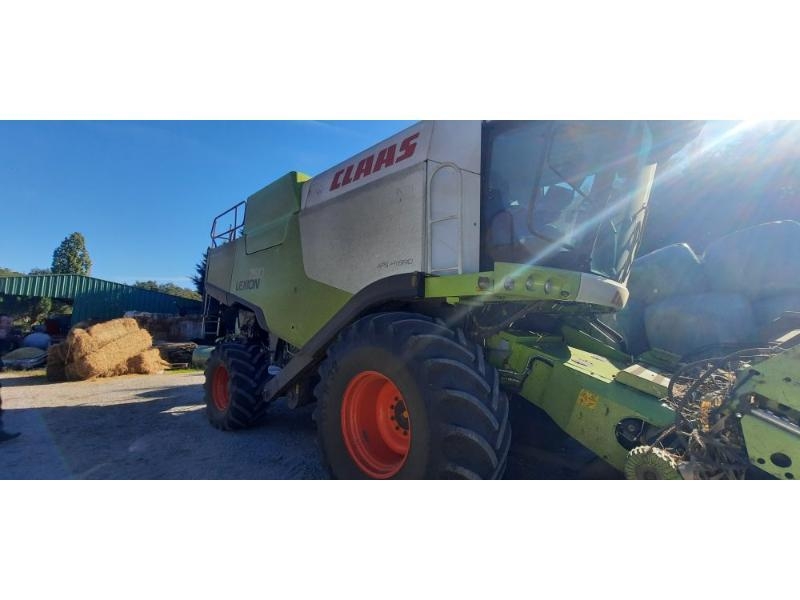 CLAAS LEXION750 Θεριζοαλωνιστικές μηχανές