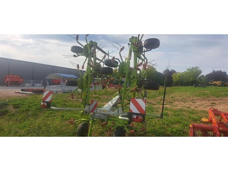 CLAAS VOLTO 900 مكابس وميبسات التبن