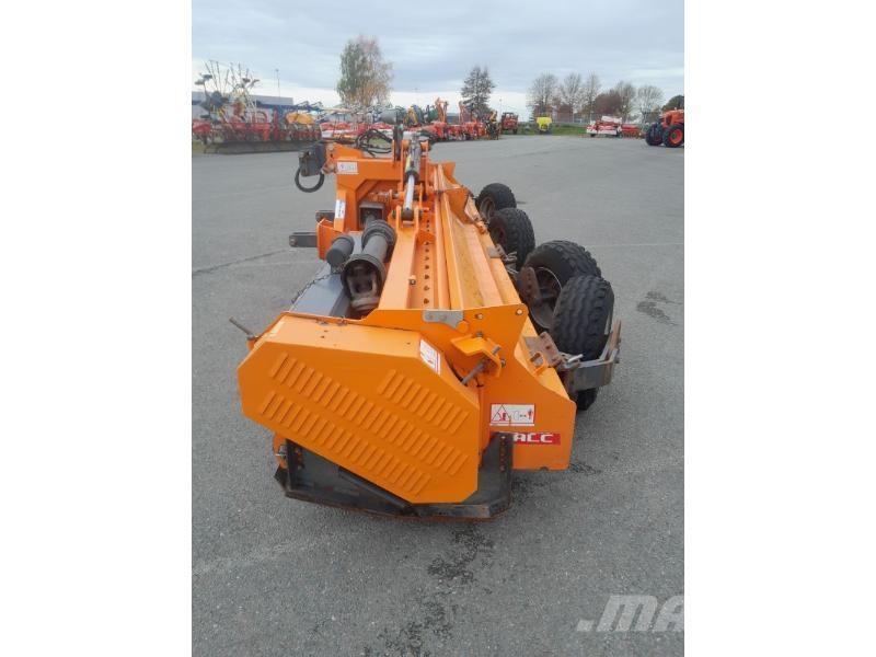 Falc KRONOS6000P Газонні і лукові косилки