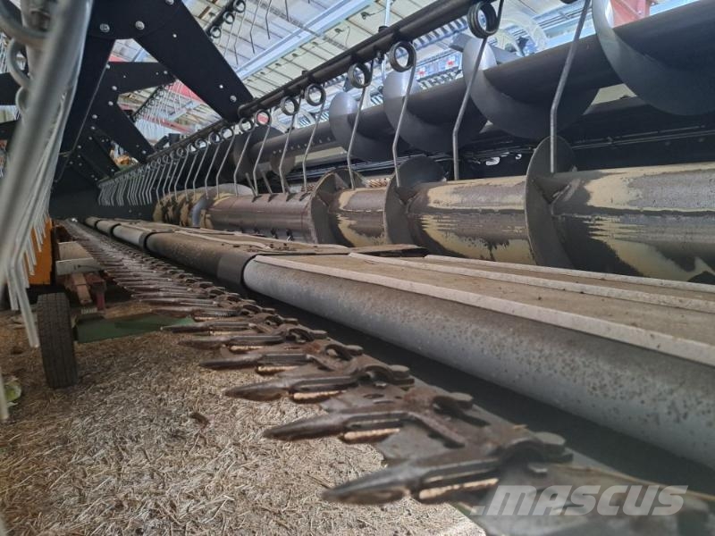 Fendt 6335CPL Θεριζοαλωνιστικές μηχανές